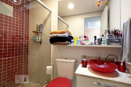 Banheiro de apartamento para alugar com 1 quarto, 30m² em Liberdade, São Paulo