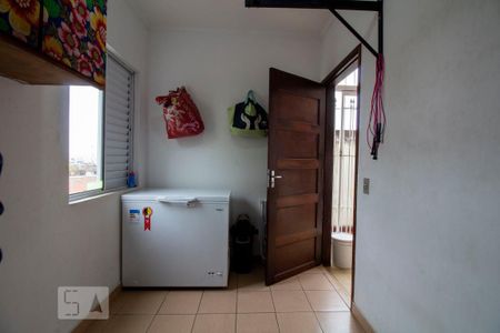 Casa à venda com 146m², 3 quartos e 2 vagasQuarto de serviço