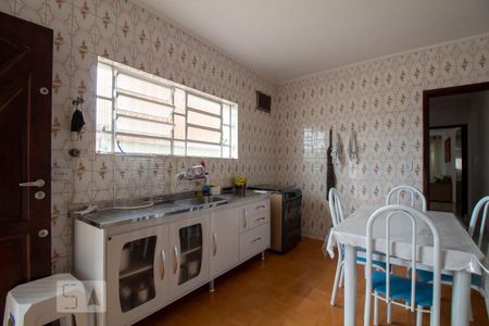 Casa à venda com 146m², 3 quartos e 2 vagasCozinha