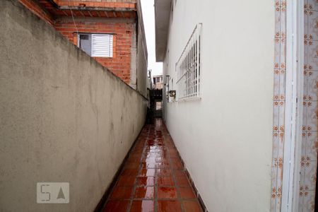 Casa à venda com 146m², 3 quartos e 2 vagasCorredor externo