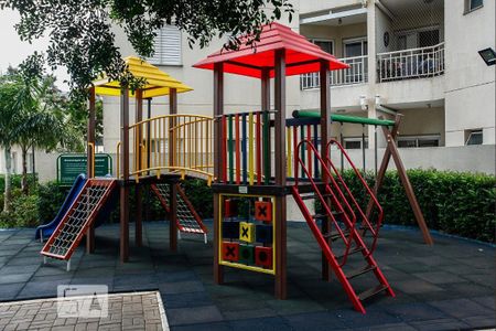 Apartamento à venda com 55m², 2 quartos e 1 vaga Apartamento à venda com 55m², 2 quartos e 1 vagaÁrea Comum - Playground
