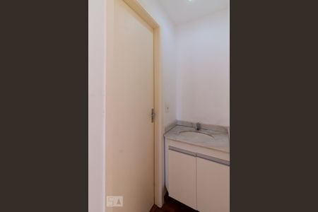 Apartamento à venda com 55m², 2 quartos e 1 vaga Apartamento à venda com 55m², 2 quartos e 1 vagaBanheiro