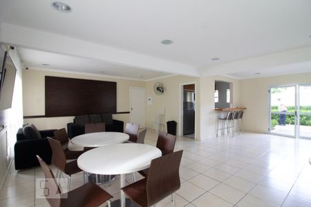 Apartamento à venda com 55m², 2 quartos e 1 vaga Apartamento à venda com 55m², 2 quartos e 1 vagaÁrea comum - Salão de festas