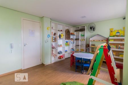 Apartamento à venda com 55m², 2 quartos e 1 vaga Apartamento à venda com 55m², 2 quartos e 1 vagaÁrea comum - Brinquedoteca