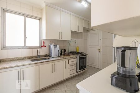 Apartamento à venda com 267m², 4 quartos e 3 vagasCozinha