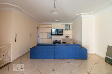 Apartamento à venda com 267m², 4 quartos e 3 vagasSala Privativa