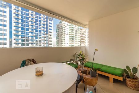 Sala de apartamento à venda com 4 quartos, 267m² em Alphaville Industrial, Barueri