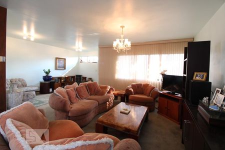 Sala de casa à venda com 3 quartos, 300m² em Vila Romana, São Paulo