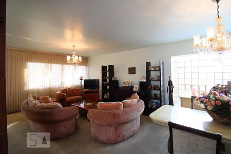 Sala de casa à venda com 3 quartos, 300m² em Vila Romana, São Paulo