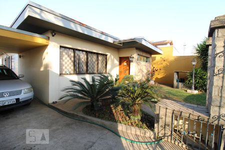 Casa à venda com 300m², 3 quartos e 5 vagasFachada