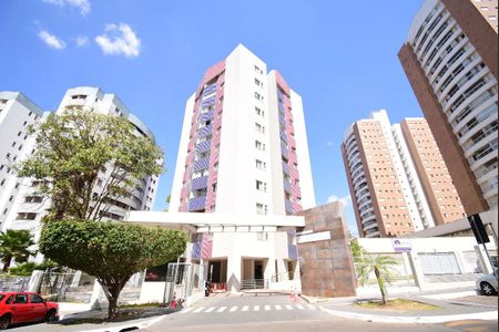 Apartamento para alugar com 63m², 2 quartos e 1 vagaFachada