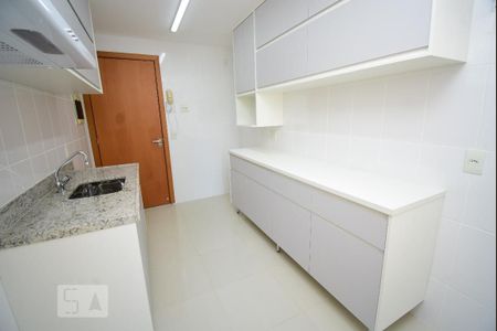 Apartamento para alugar com 63m², 2 quartos e 1 vagaCozinha e Área de Serviço