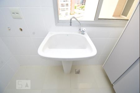 Apartamento para alugar com 63m², 2 quartos e 1 vagaÁrea de Serviço
