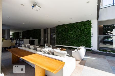 Apartamento à venda com 71m², 2 quartos e 1 vaga Apartamento à venda com 71m², 2 quartos e 1 vagaÁrea comum