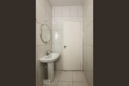 Casa para alugar com 120m², 2 quartos e 4 vagasBanheiro