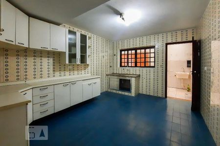 Casa para alugar com 120m², 2 quartos e 4 vagasCozinha