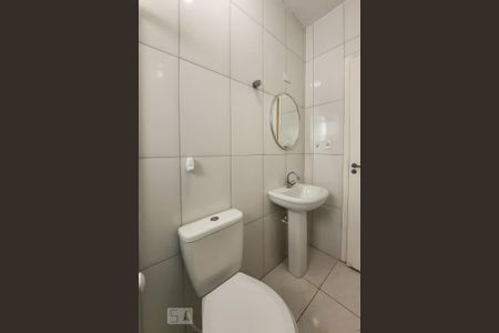 Casa para alugar com 120m², 2 quartos e 4 vagasBanheiro