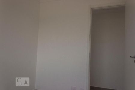 Quarto 1 de apartamento para alugar com 2 quartos, 40m² em Vila Zat, São Paulo
