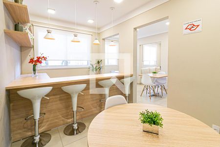 Apartamento para alugar com 42m², 2 quartos e sem vaga Apartamento para alugar com 42m², 2 quartos e sem vagaÁrea comum - Salão de festas