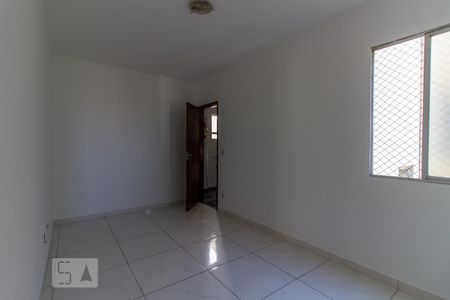 Sala de apartamento para alugar com 2 quartos, 50m² em Santa Cruz, Belo Horizonte