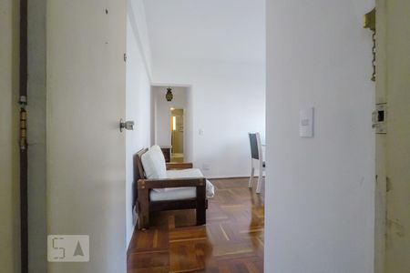 Entrada de apartamento para alugar com 2 quartos, 76m² em Vila Mariana, São Paulo