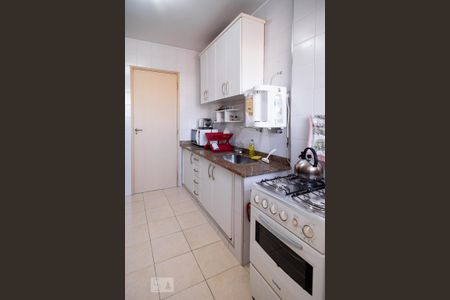 Cozinha de apartamento para alugar com 3 quartos, 97m² em Santo Amaro, São Paulo