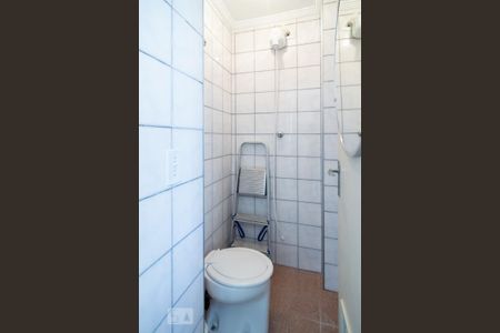 Apartamento para alugar com 97m², 3 quartos e 1 vaga Apartamento para alugar com 97m², 3 quartos e 1 vagaBanheiro de Serviço