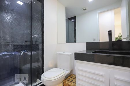 Banheiro Social de apartamento à venda com 1 quarto, 63m² em Santana, São Paulo