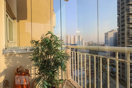 Sacada de apartamento à venda com 1 quarto, 63m² em Santana, São Paulo