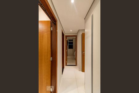 Apartamento à venda com 87m², 3 quartos e 1 vagaCorredor