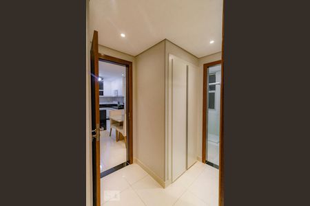 Apartamento à venda com 87m², 3 quartos e 1 vagaCorredor