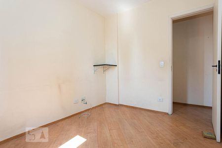 Apartamento à venda com 80m², 3 quartos e 2 vagas Apartamento à venda com 80m², 3 quartos e 2 vagasQuarto 2