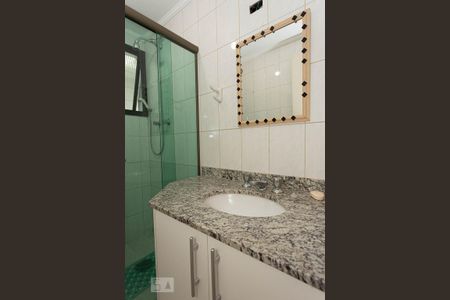 Apartamento à venda com 80m², 3 quartos e 2 vagas Apartamento à venda com 80m², 3 quartos e 2 vagasBanheiro corredor