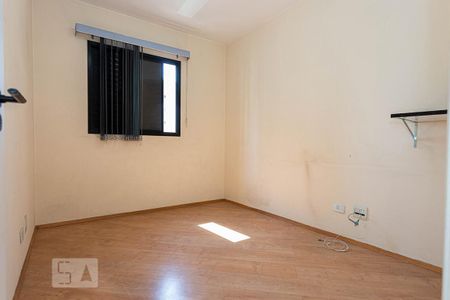 Apartamento à venda com 80m², 3 quartos e 2 vagas Apartamento à venda com 80m², 3 quartos e 2 vagasQuarto 2