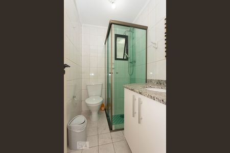 Apartamento à venda com 80m², 3 quartos e 2 vagas Apartamento à venda com 80m², 3 quartos e 2 vagasBanheiro corredor