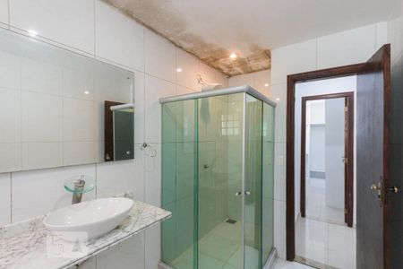 Casa à venda com 400m², 4 quartos e 8 vagasBanheiro da Suíte 4