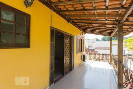 Casa à venda com 400m², 4 quartos e 8 vagasVaranda da Suíte 4