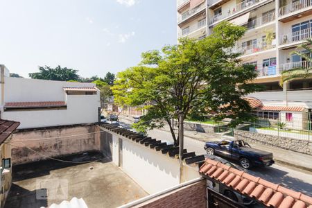 Casa à venda com 400m², 4 quartos e 8 vagasVista