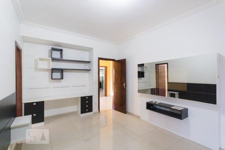 Casa à venda com 400m², 4 quartos e 8 vagasSuíte 2