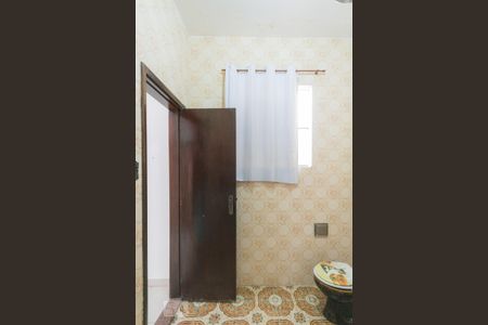 Casa à venda com 400m², 4 quartos e 8 vagasBanheiro da Suíte 1