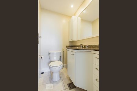 Apartamento para alugar com 70m², 2 quartos e 1 vagaBanheiro Social