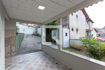 Casa para alugar com 101m², 2 quartos e 4 vagasVaranda