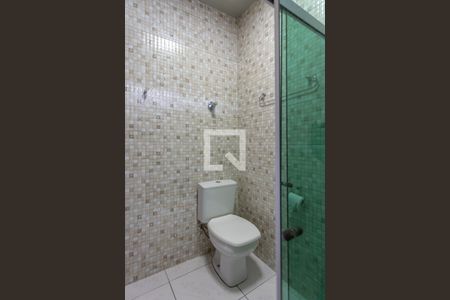 Banheiro de casa à venda com 2 quartos, 101m² em Céu Azul, Belo Horizonte
