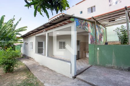 Casa para alugar com 101m², 2 quartos e 4 vagasQuintal