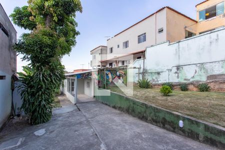 Casa para alugar com 101m², 2 quartos e 4 vagasQuintal