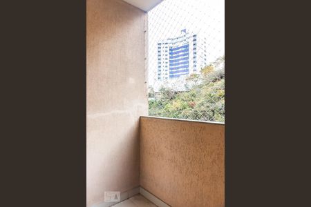 Varanda da sala de apartamento para alugar com 2 quartos, 62m² em Buritis, Belo Horizonte