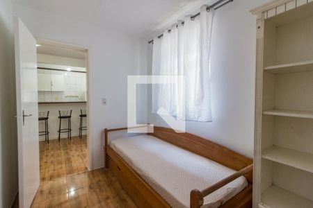 Quarto de apartamento para alugar com 3 quartos, 60m² em Praia Comprida, São José