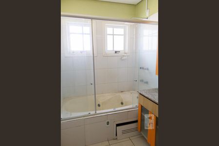 Casa à venda com 205m², 4 quartos e 2 vagasBanheiro Suíte