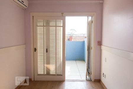 Casa à venda com 205m², 4 quartos e 2 vagasCloset do quarto 3