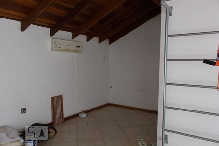 Casa à venda com 205m², 4 quartos e 2 vagasQuarto 3